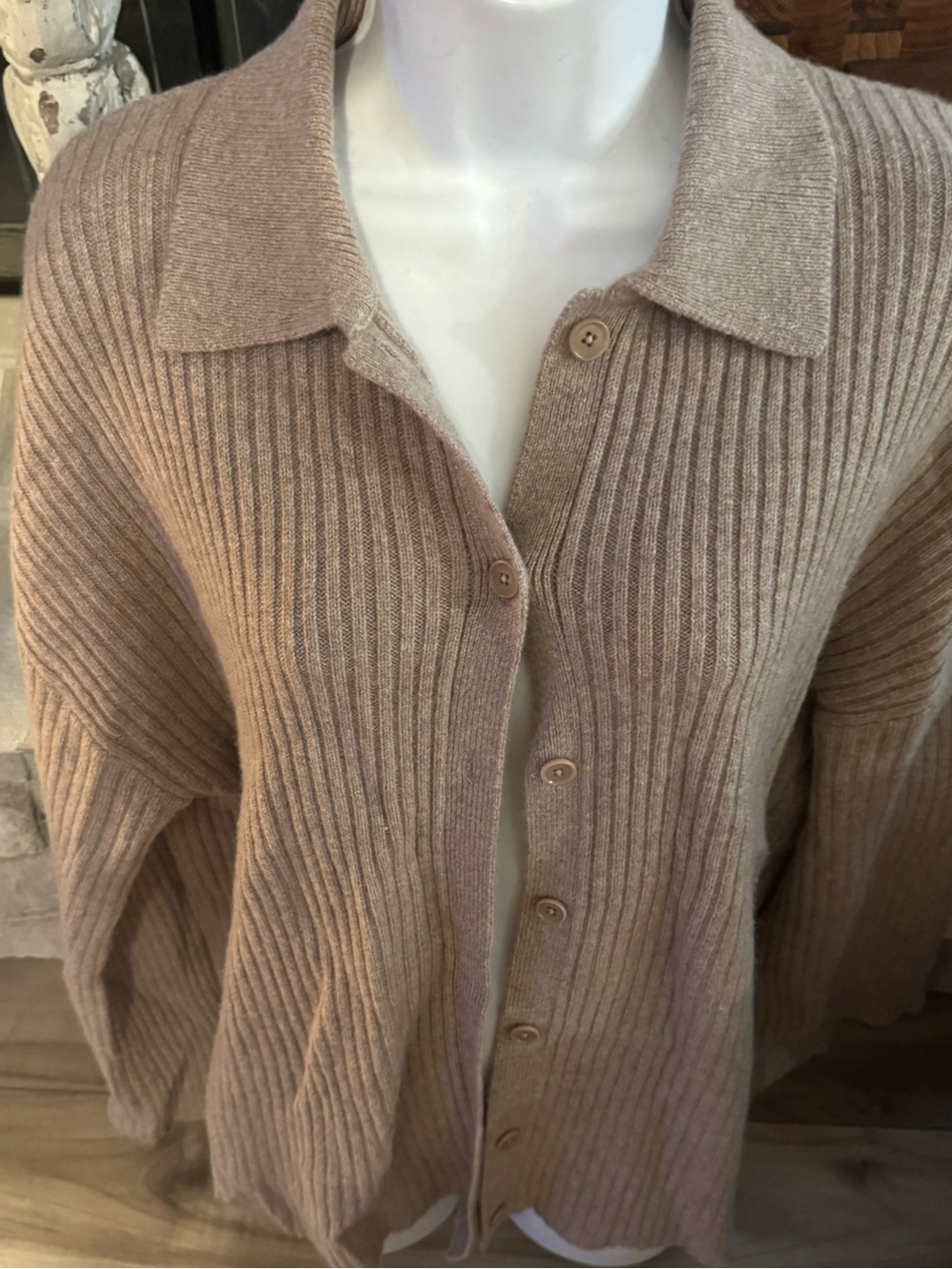 Reformation Fantino cashmere sweater ribbed knit full button down oversized - Picture 8 of 13